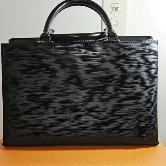 Louis Vuitton Kleber MM Epi Leather handbag - Picture 14 of 15